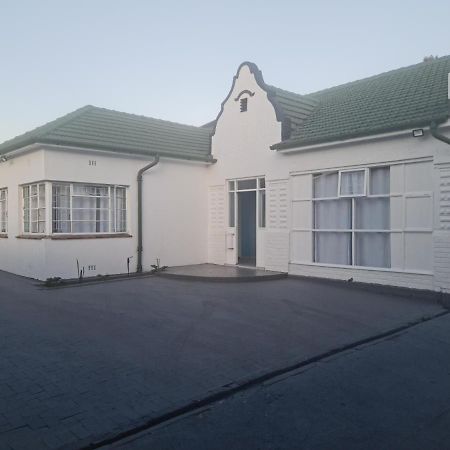 Hasate Guest House ,4 St James Street Oakdale Belliville Cape Town South Africa Exterior foto