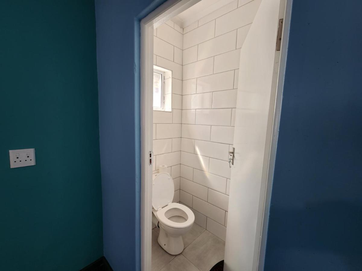 Hasate Guest House ,4 St James Street Oakdale Belliville Cape Town South Africa Exterior foto