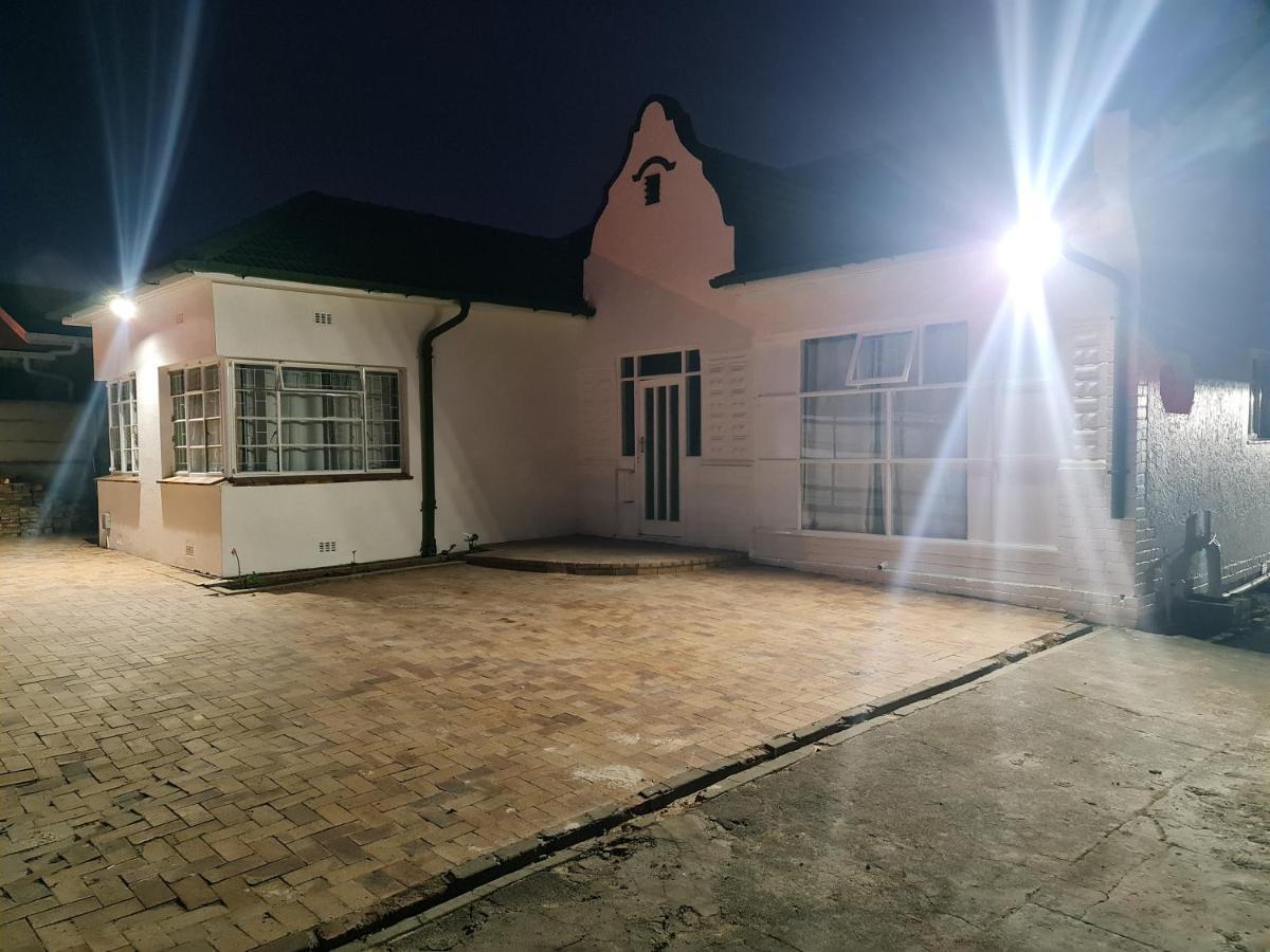 Hasate Guest House ,4 St James Street Oakdale Belliville Cape Town South Africa Exterior foto